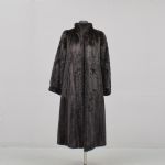575684 Fur coat